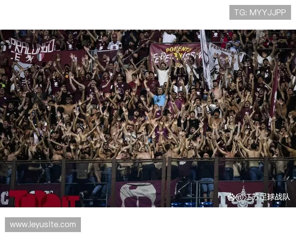 佛罗伦萨就球迷不当行为联系当局保障安全