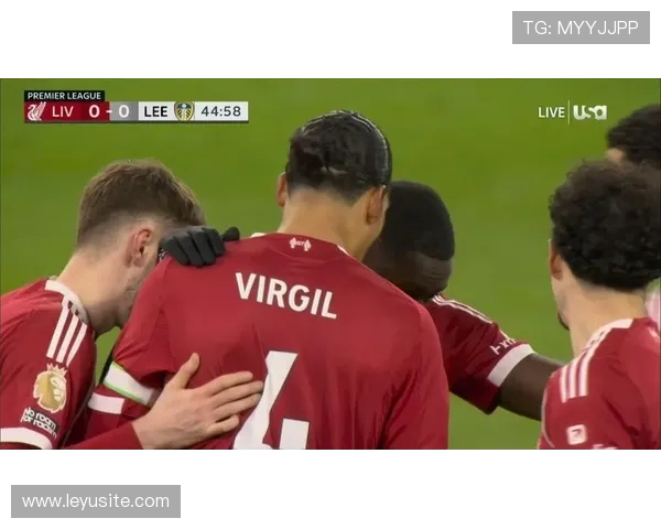 勒温头球击中立柱，利兹联错失领先曼联良机