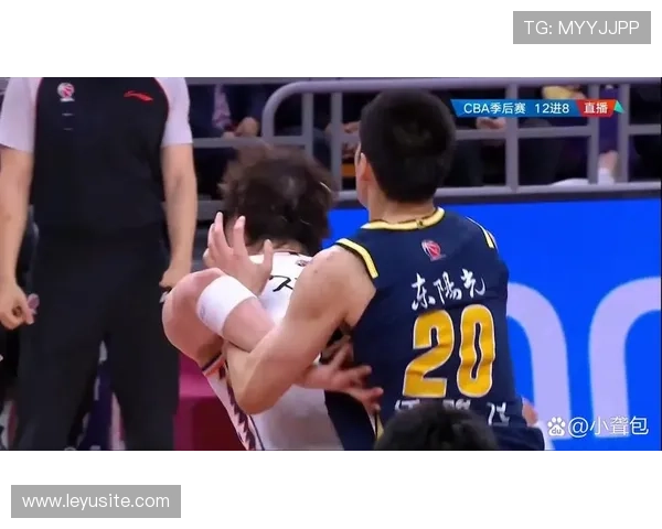 王哲林达成10000分里程碑，上海队进攻端多点开花