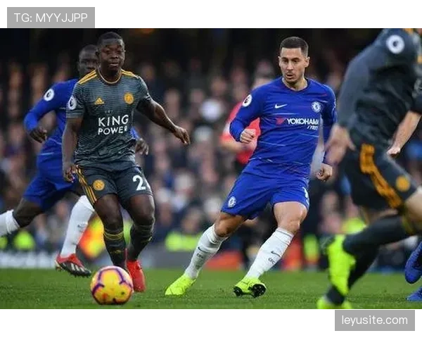 “足球流氓”经济:高票价与会员制争议,是否影响英超全球家庭观赛需求? “足球流氓”经济:高票价与会员制争议,是否影响英超全球家庭观赛需求?