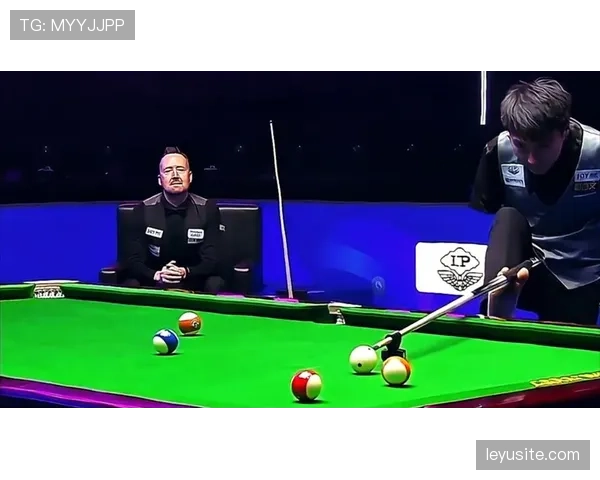 温情一幕:雷恩球迷在球队大比分落后时,仍高唱队歌鼓舞球员 温情一幕:雷恩球迷在球队大比分落后时,仍高唱队歌鼓舞球员